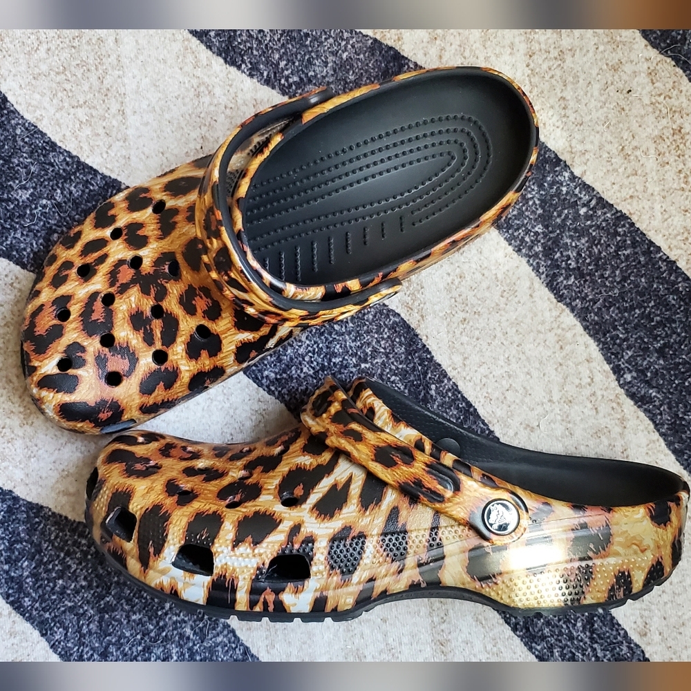 Cheetah Animal Print Crocs BRAND NEW